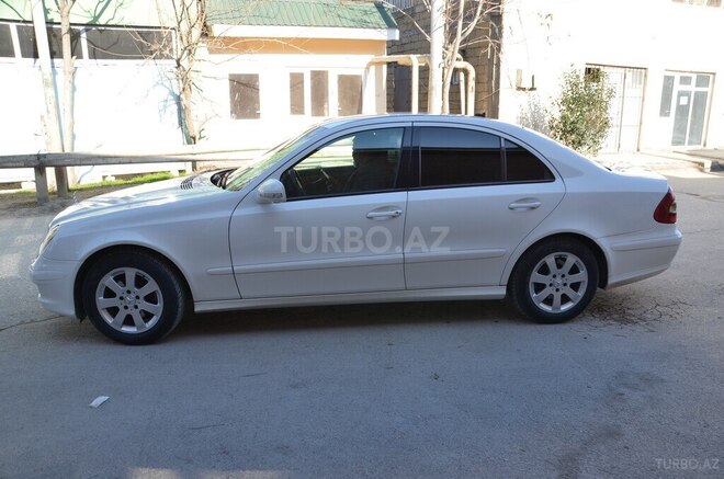 Mercedes E 220 2007, 281,000 km - 2.2 l - Bakı