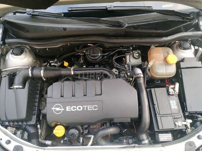 Opel Astra 2006, 220,000 km - 1.3 l - Quba