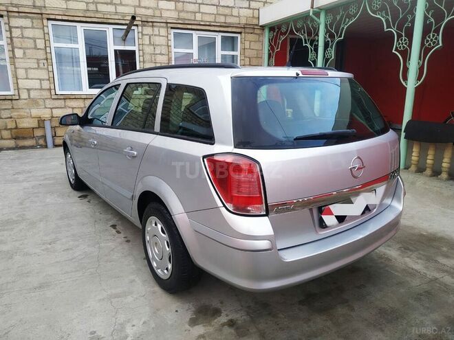 Opel Astra 2006, 220,000 km - 1.3 l - Quba