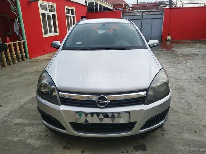 Opel Astra 2006, 220,000 km - 1.3 l - Quba
