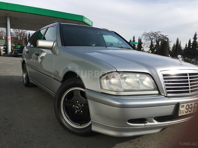 Mercedes C 180 1999, 370,110 km - 1.8 l - Zaqatala