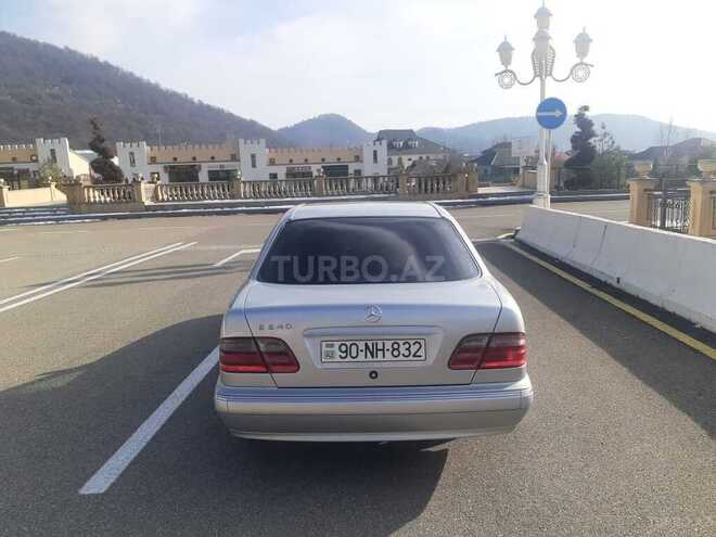Mercedes E 240 2000, 254,000 km - 2.4 л - Qəbələ