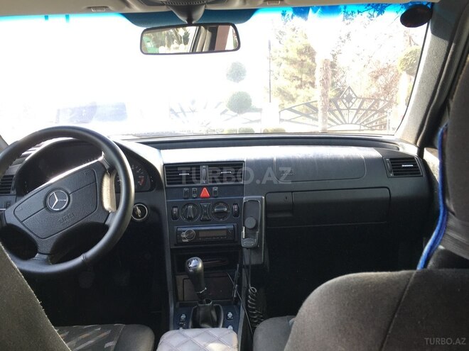 Mercedes C 180 1999, 370,110 km - 1.8 l - Zaqatala