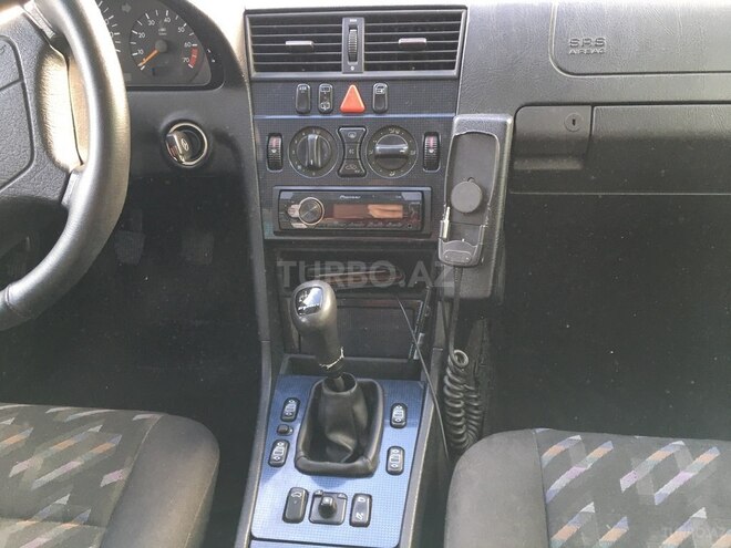 Mercedes C 180 1999, 370,110 km - 1.8 l - Zaqatala