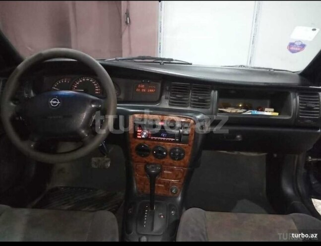 Opel Vectra 1998, 230,000 km - 1.8 l - Bakı
