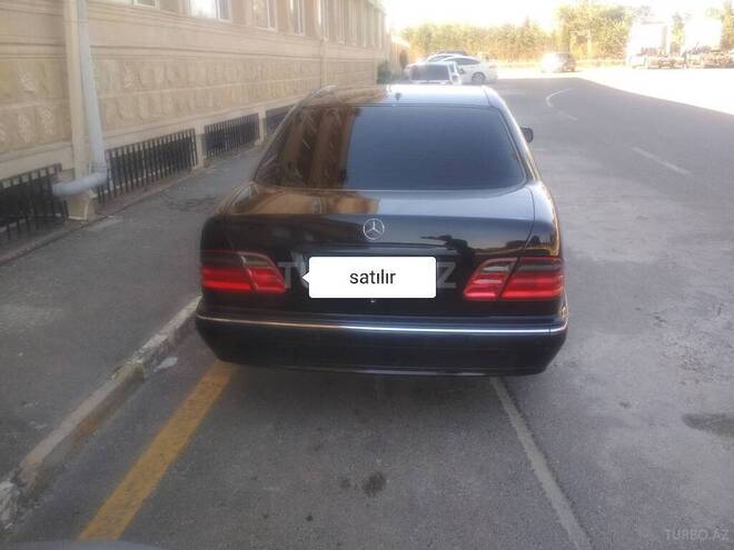 Mercedes E 320 1999, 465,000 km - 3.2 l - Bakı