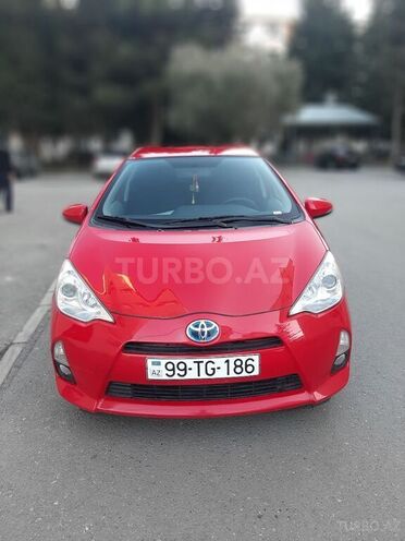 Toyota Prius C 2012, 160,000 km - 1.5 l - Bakı