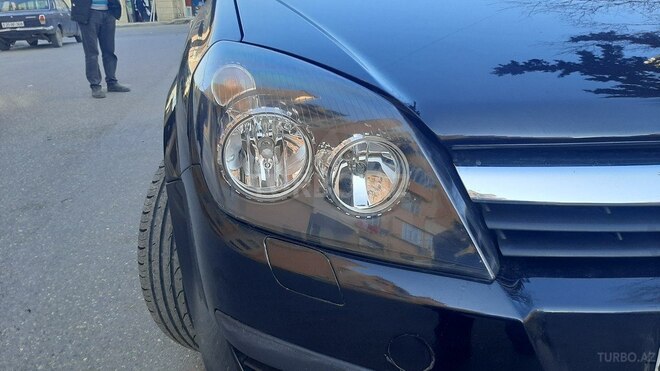 Opel Astra 2005, 241,000 km - 1.3 л - Bakı