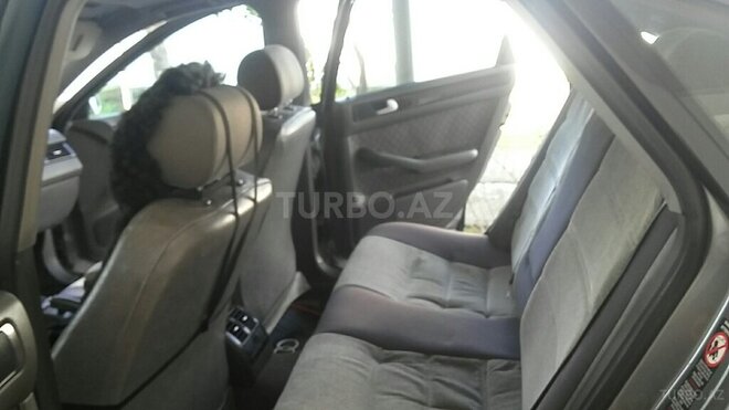 Audi A6 2002, 253,118 km - 3.0 л - Bakı