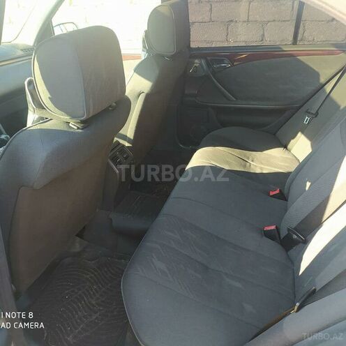 Mercedes E 220 2001, 222,222 km - 2.2 л - Bakı