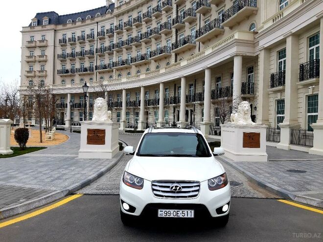 Hyundai Santa Fe 2010, 61,000 km - 2.0 л - Bakı
