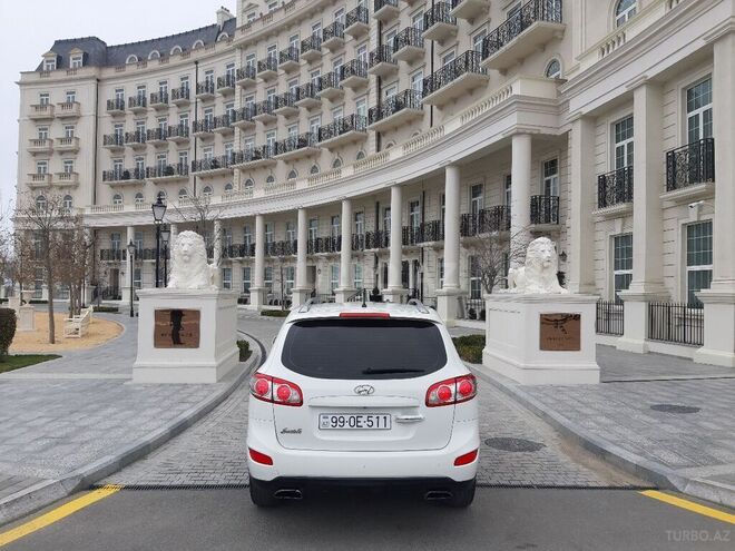 Hyundai Santa Fe 2010, 61,000 km - 2.0 л - Bakı
