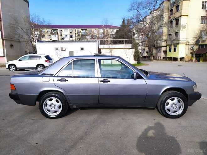 Mercedes 190 1992, 410,000 km - 2.0 l - Sumqayıt