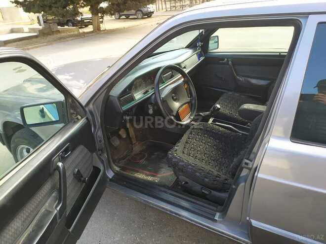 Mercedes 190 1992, 410,000 km - 2.0 l - Sumqayıt