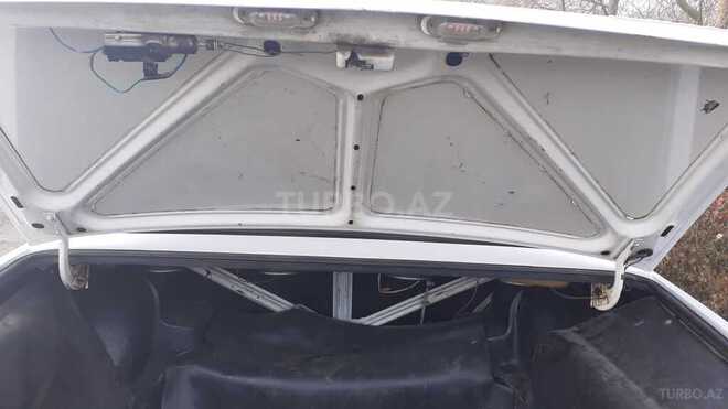 LADA (VAZ) 2107 2007, 130,000 km - 1.6 l - Qax