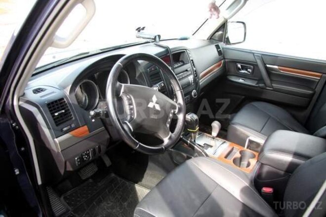 Mitsubishi Pajero 2008, 239,954 km - 3.0 l - Bakı