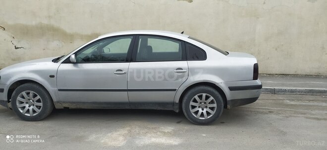 Volkswagen Passat 1998, 173,380 km - 2.0 l - Bakı