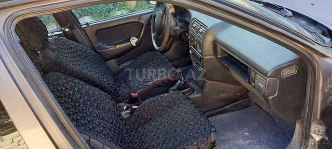 Opel Vectra 1993, 136,000 km - 1.6 l - Sumqayıt