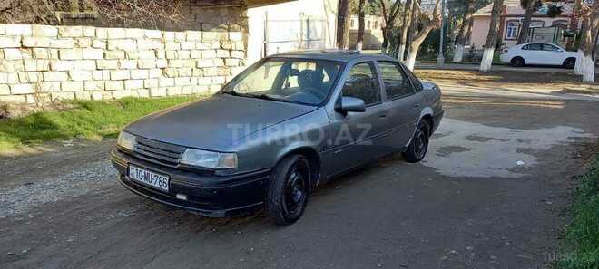 Opel Vectra 1993, 136,000 km - 1.6 l - Sumqayıt