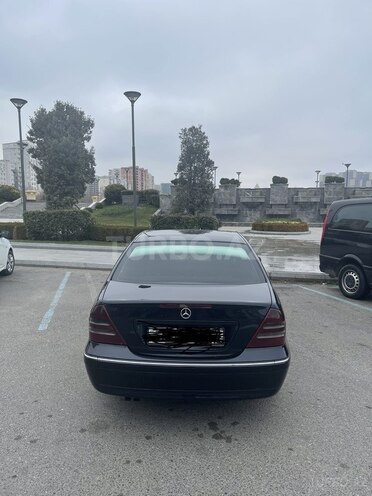 Mercedes C 220 2000, 323,330 km - 2.2 l - Bakı