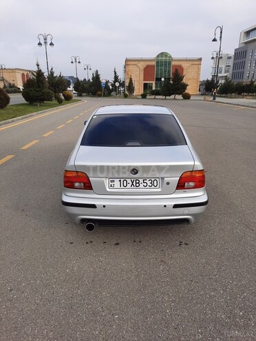 BMW 530 2001, 260,000 km - 3.0 l - Bakı