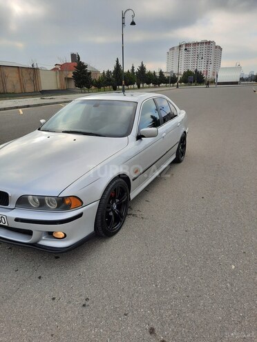 BMW 530 2001, 260,000 km - 3.0 l - Bakı