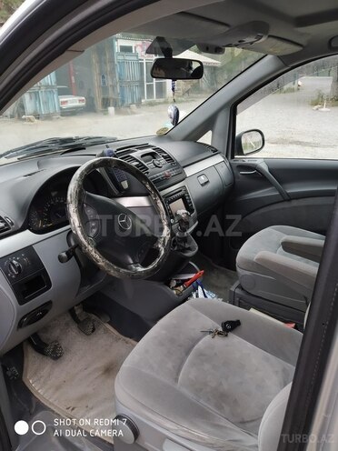 Mercedes Viano 2004, 415,845 km - 2.2 l - Naftalan