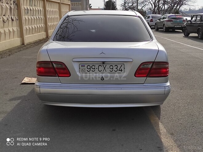Mercedes E 200 2001, 347,124 km - 2.0 l - Mingəçevir