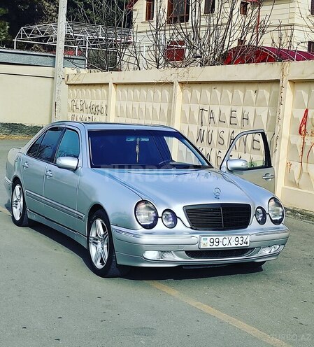 Mercedes E 200 2001, 347,124 km - 2.0 l - Mingəçevir