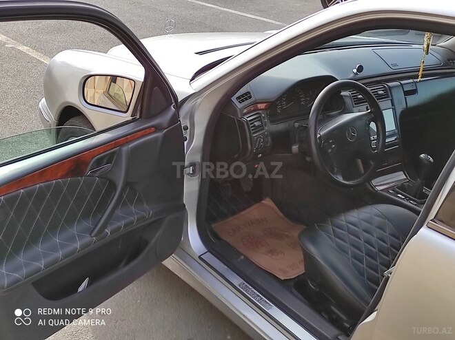 Mercedes E 200 2001, 347,124 km - 2.0 l - Mingəçevir