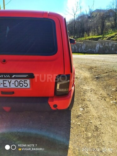 LADA (VAZ) Niva 2003, 137,640 km - 1.7 л - Yardımlı