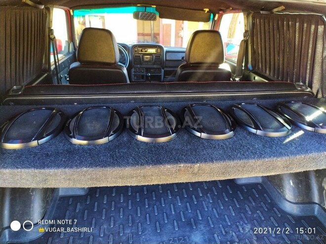 LADA (VAZ) Niva 2003, 137,640 km - 1.7 л - Yardımlı