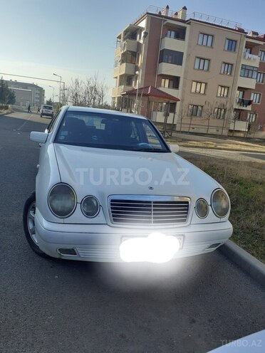 Mercedes E 290 1997, 309,000 km - 2.9 l - Qazax