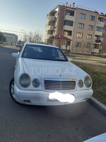 Mercedes E 290 1997, 309,000 km - 2.9 l - Qazax