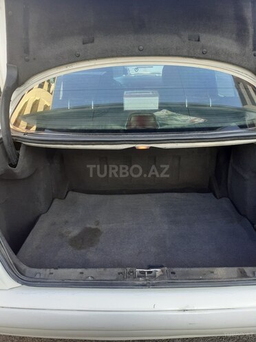 Mercedes E 290 1997, 309,000 km - 2.9 l - Qazax