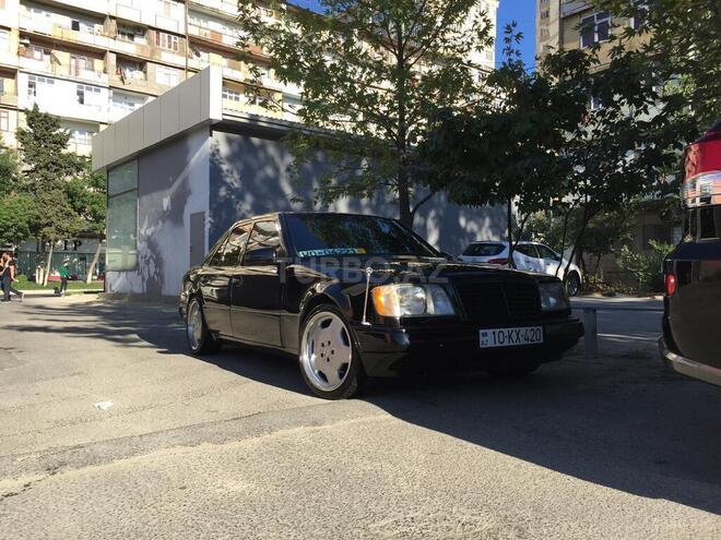 Mercedes E 220 1995, 440,000 km - 2.2 l - Bakı