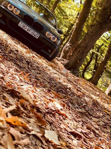 BMW 528 1999, 450,000 km - 2.8 l - Bakı