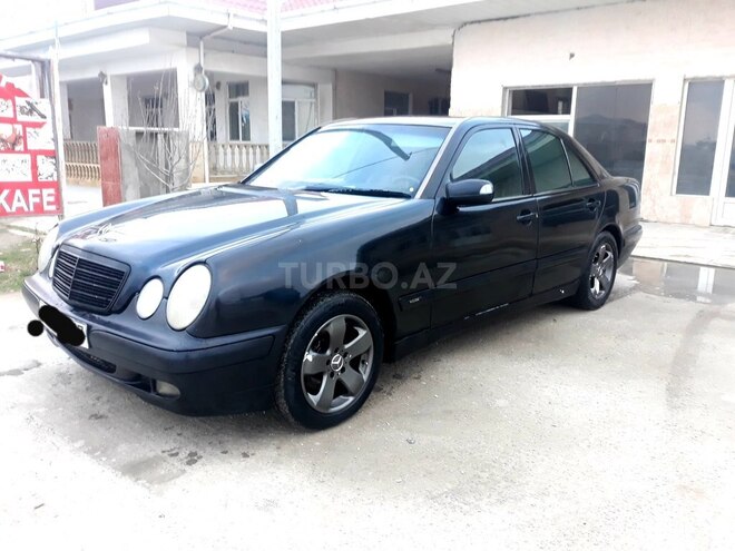 Mercedes E 240 1999, 14,270 km - 2.4 л - Bakı