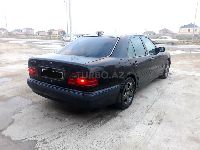 Mercedes E 240 1999, 14,270 km - 2.4 л - Bakı