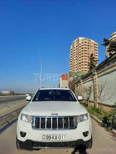Jeep Grand Cherokee 2013, 140,000 km - 3.6 л - Bakı