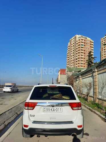 Jeep Grand Cherokee 2013, 140,000 km - 3.6 л - Bakı