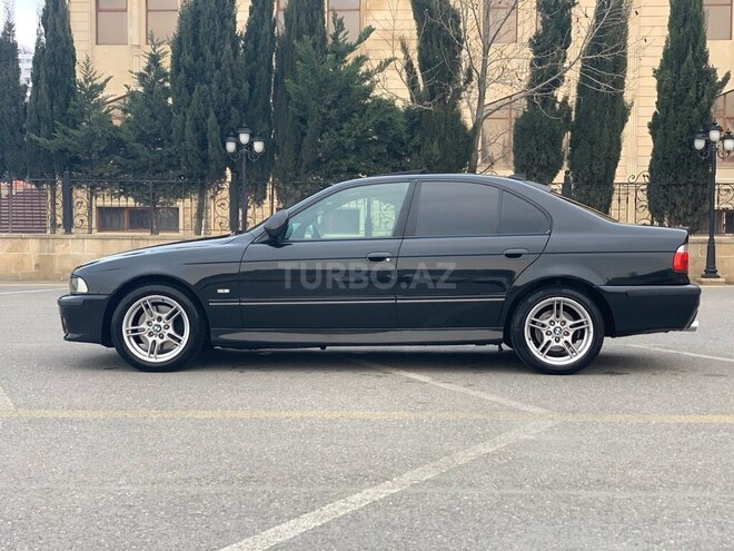 BMW 530 2001, 302,000 km - 3.0 l - Bakı