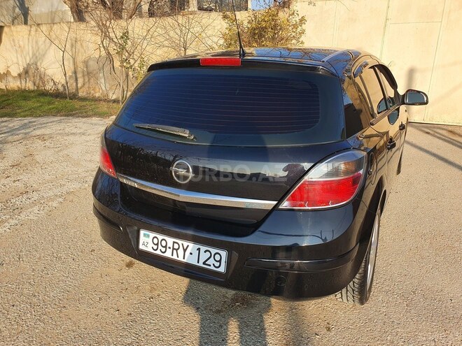 Opel Astra 2010, 178,500 km - 1.4 l - Bakı