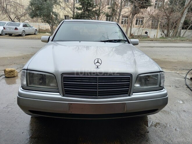 Mercedes C 220 1995, 127,000 km - 2.2 l - Bakı
