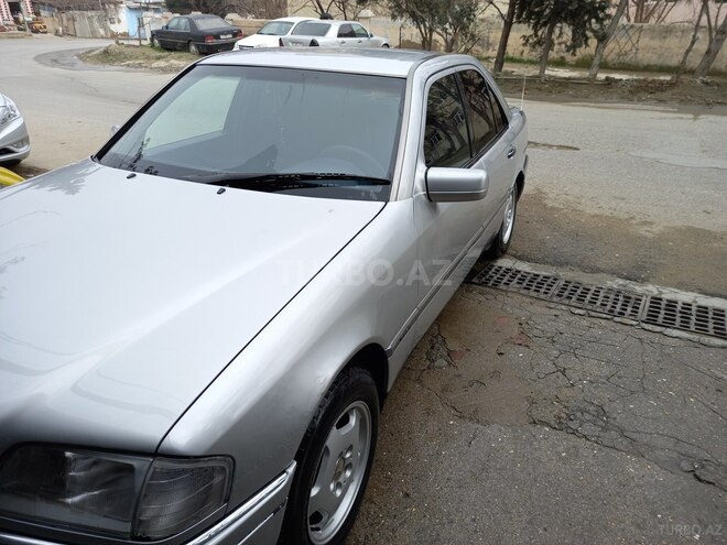 Mercedes C 220 1995, 127,000 km - 2.2 l - Bakı