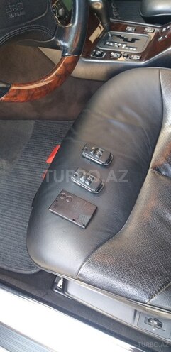Mercedes S 320 1998, 201,000 km - 3.2 l - Quba