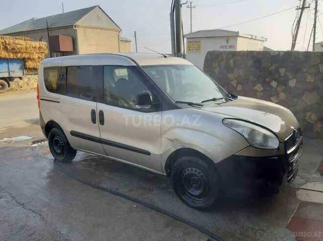 Fiat Doblo 2013, 321,200 km - 1.4 l - Bakı