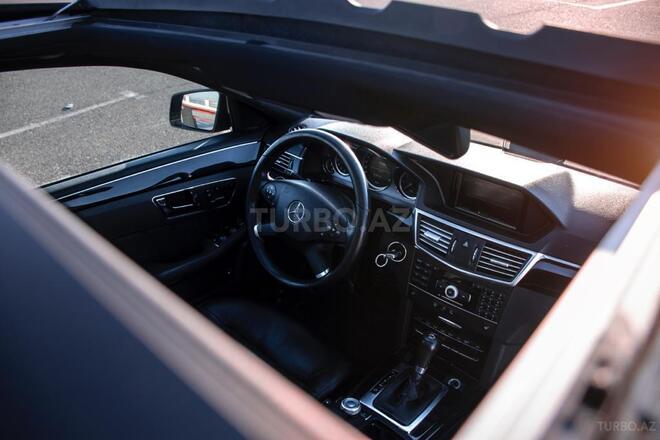 Mercedes E 220 2011, 184,000 km - 2.2 l - Bakı