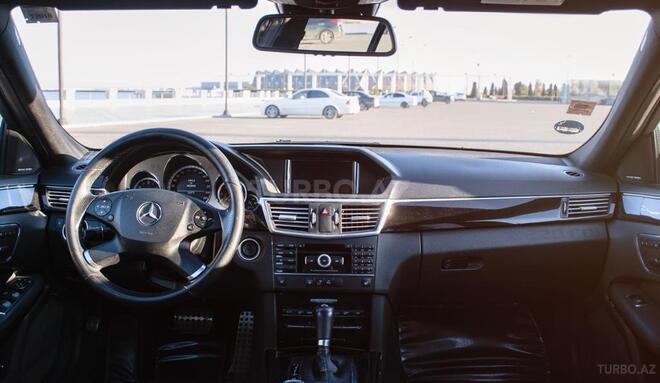 Mercedes E 220 2011, 184,000 km - 2.2 l - Bakı