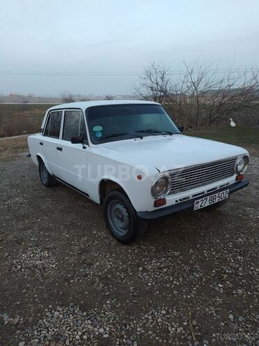 LADA (VAZ) 2101 1973, 150,000 km - 1.5 l - Qusar